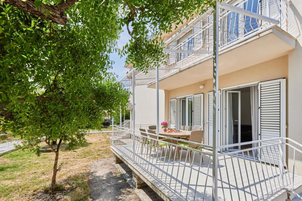 Waikiki Beach House Villa Tivat Ngoại thất bức ảnh